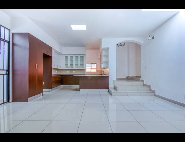 3 BEDROOM BUNGALOW TO LET IN FERNDALE